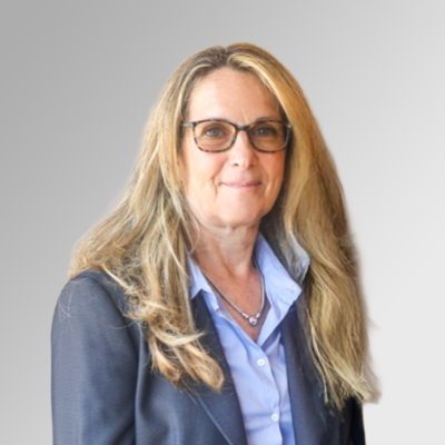 Yael Schneidman, EMBA, LL. B | CEO & Co-Founder